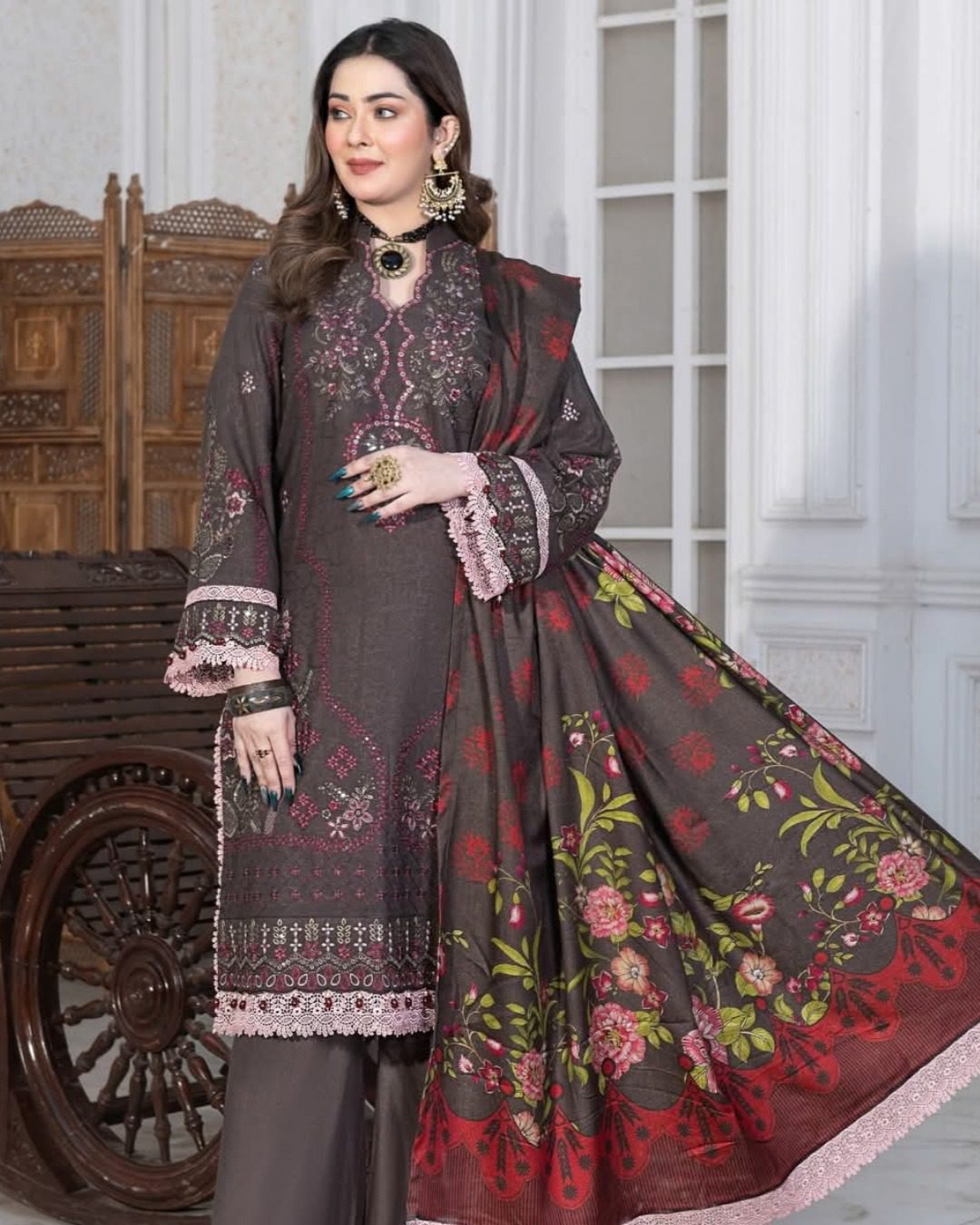 Afsaneh by Wania | Peach Leather